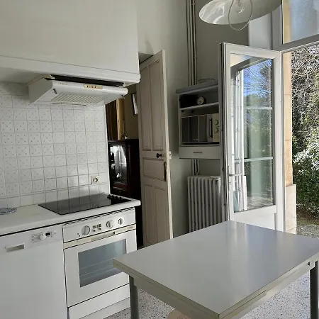 La Maison D'ulysse Saint-Hippolyte-de-Caton